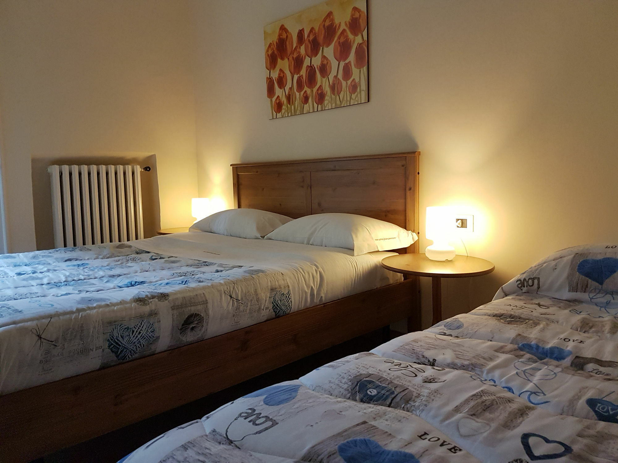 Hotel Meuble Santa Chiara Suite ナポリ エクステリア 写真